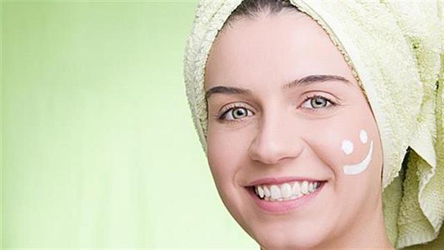 Αλλεργίες και καλλυντικά: Τι πρέπει να προσέχουμε