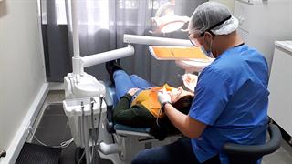 Υπηρεσίες οδοντιατρικής φροντίδας στο Κοινωνικό Οδοντιατρείο του Δήμου Αθηναίων