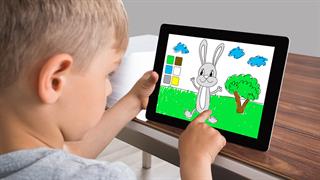 Μπορούν να προκαλέσουν μυωπία στα παιδιά οι ψηφιακές οθόνες;