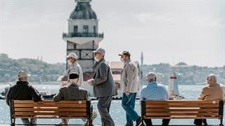 Τουρκία: απαγόρευση πώλησης αλκοόλ και σκληρό lockdown τριών εβδομάδων