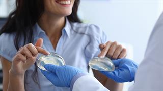 Aυξητική στήθους: Τι πρέπει να γνωρίζετε