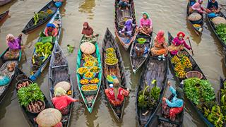 Ο Ερυθρός Σταυρός προειδοποιεί για covid-19 καταστροφή στην Ινδονησία