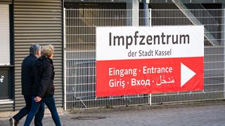 Περίπου 40% των Γερμανών πλήρως εμβολιασμένοι 