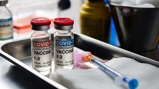 Οι ανεπιθύμητες ενέργειες από την τρίτη δόση του εμβολίου κατά της CoViD