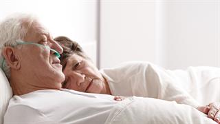 'Έρευνα: Οι σύζυγοι πράγματι είναι μαζί στην αρρώστια και στην υγεία