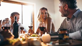 'Έρευνα για τις συνήθειες διατροφής και εστίασης σε 22 χώρες- Τι άλλαξε στην Ελλάδα