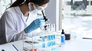 Παρά τα άλματα στην έρευνα, ο δρόμος παραμένει μακρύς για την Ελλάδα