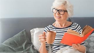 Μελέτη: Ο καφές και το τσάι ενδεχομένως μειώνουν τον κίνδυνο εγκεφαλικού επεισοδίου και άνοιας