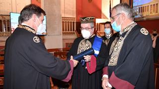 Επίτιμος διδάκτωρ της Ιατρικής Σχολής του ΕΚΠΑ ο Καθηγητής Ηλίας Μόσιαλος