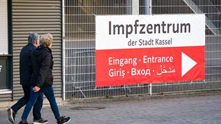 Γερμανία: Εμβολιασμός μόνο με Pfizer για τους κάτω των 30 ετών