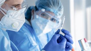 Εμβόλιο ''3 σε 1'' για κορωνοϊό και γρίπη δοκιμάζει η Moderna