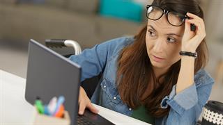 ΕΚΠΑ: Ενίσχυση της Υπηρεσίας Μεταφοράς Φοιτητών με Αναπηρία με 2 νέα ειδικά οχήματα