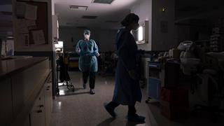 Στα κόκκινα τα νοσοκομεία λόγω CoViD - Τι γίνεται σε 