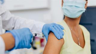 Οι πωλήσεις των εμβολίων θα φτάσουν τα 149,2 δισ. δολάρια έως το 2026