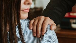 Αλμα στις καταγγελίες για σεξουαλική παρενόχληση στο χώρο εργασίας