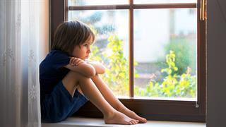 Παιδιά με στραβισμό έχουν μεγαλύτερο κίνδυνο για προβλήματα ψυχικής υγείας