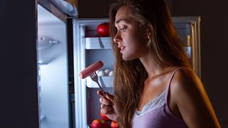 Διαβήτης: Οι επεξεργασμένες τροφές τη νύχτα αυξάνουν τον κίνδυνο θανάτου από καρδιοπάθεια