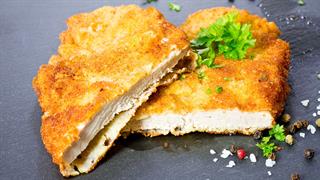 Αλμα άνω του 30% στην τιμή του κοτόπουλου, εκτίναξη στις τιμές ζωοτροφών