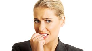 “Τρώτε” τα νύχια σας; Δείτε τι μπορεί να σας συμβεί