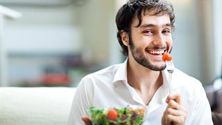 Η Μεσογειακή διατροφή μειώνει τα συμπτώματα κατάθλιψης σε νέους άντρες