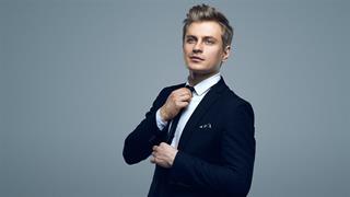 Οι ναρκισσιστές είναι λιγότερο πιθανό να επιλέξουν μάσκα και εμβολιασμό κατά της COVID-19