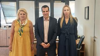 Επίσκεψη Πλεύρη στον ΕΟΠΥΥ - Ξεκινούν έλεγχοι σε συνταγές και πρωτόκολλα