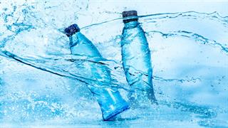 Δεν αυξάνεται η τιμή του εμφιαλωμένου νερού στην Ελλάδα