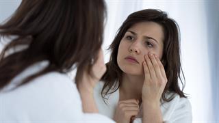 Δέρμα: Πώς το επηρεάζει το κάπνισμα συμβατικών και ηλεκτρονικών τσιγάρων