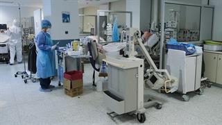 19.303 νέα κρούσματα, 4.061 επαναλοιμώξεις, 22 θάνατοι