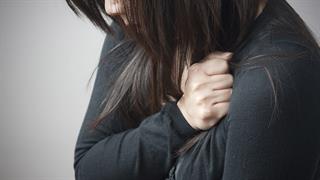 Η μοναξιά και η κοινωνική απομόνωση επικίνδυνες για έμφραγμα και εγκεφαλικό