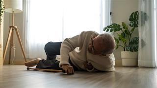 Ρομπότ εμποδίζει την πτώση των ηλικιωμένων 