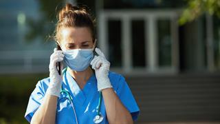 Βακτήρια στα κινητά τηλέφωνα υγειονομικών - Τι έδειξε γερμανική μελέτη