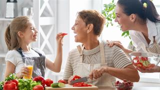 Έρευνα: Τα μικρότερα παιδιά επιλέγουν την υγιεινή διατροφή!