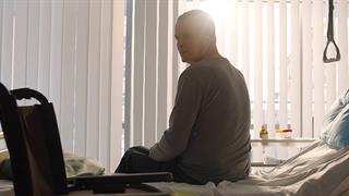 Bρετανοί  θεράπευσαν  άντρα που είχε συνέχεια λοίμωξη  COVID για 411 ημέρες!