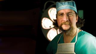 R. Montgomery: Ο χειρουργός που υποβλήθηκε σε μεταμόσχευση καρδιάς - 