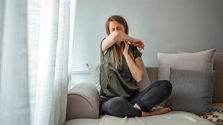 Διαφορές στα συμπτώματα CoViD με παραλλαγές Δέλτα και Όμικρον [μελέτη]