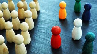 Ρατσισμός έναντι όσων δεν έχουν εμβολιαστεί κατά της COVID-19 [μελέτη]