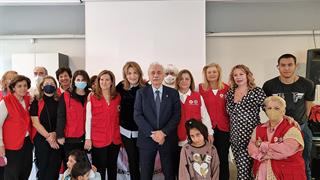 Ο ΕΕΣ σκόρπισε χαμόγελα στα παιδιά του Παραρτήματος Αποθεραπείας και Αποκατάστασης Παιδιών με Αναπηρίες στη Βούλα Αττικής