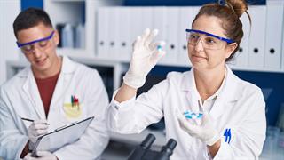 Παιχνίδι με τον χρόνο για τα φάρμακα κατά της long-Covid