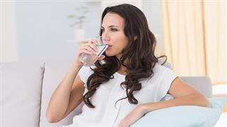 Πόσο συχνά πρέπει να πίνουμε νερό;