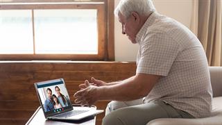 Η πανδημία έφερε πιο κοντά ηλικιωμένους και υπολογιστές 