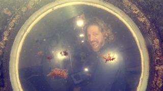 Αμερικανός επιστήμονας αναδύθηκε κατά 1,27 εκατοστό κοντύτερος μετά από παραμονή 100 ημερών κάτω από τη θάλασσα