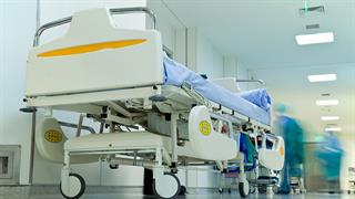 ΠΑΣΟΚ: Η κυβέρνηση έκανε το ελάχιστο για τα δημόσια νοσοκομεία