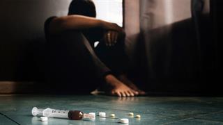 Πάνω από 300 νεκροί την ημέρα στις ΗΠΑ από υπερβολική δόση ναρκωτικών