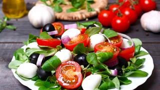 Η μεσογειακή διατροφή μειώνει τον κίνδυνο θανάτου από όλες τις αιτίες [μελέτη]
