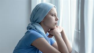 Νέες θεραπείες και δυνατότητες ίασης για τις γυναίκες με καρκίνο