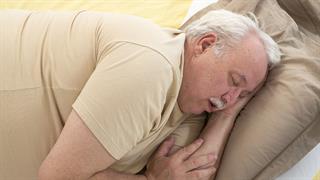 Η κακή ποιότητα ύπνου επιδεινώνει τα προβλήματα υγείας στους παχύσαρκους ηλικιωμένους [μελέτη]