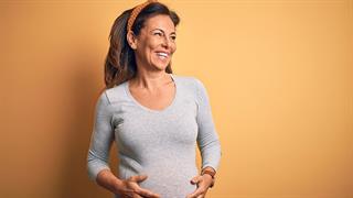 Εξωσωματική γονιμοποίηση μετά τα 50 έτη: Mια σύγχρονη πραγματικότητα