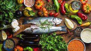 Η μεσογειακή διατροφή, κλειδί για την καταπολέμηση 32 χρόνιων νόσων