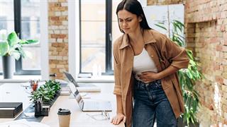 Σπιτικές θεραπείες για τον πόνο στο στομάχι